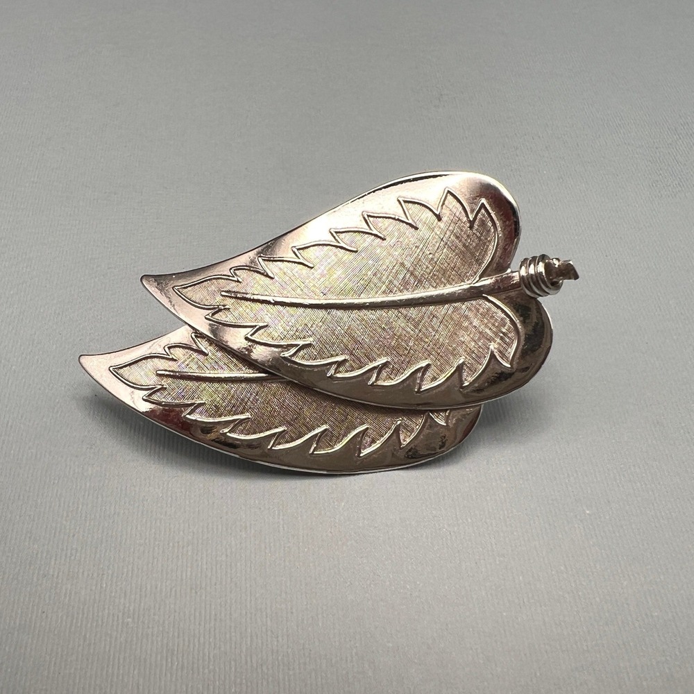 Vintage Coro Pegasus Brooch Double Leaf Silver Tone Etched Polished Retro Signed